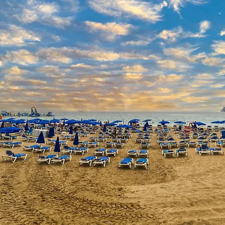 アパート Edificio Astoria