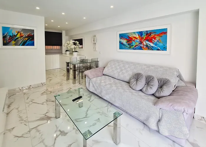 Edificio Astoria דירה